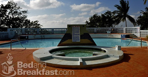 Carib Beach Apartments in Negril